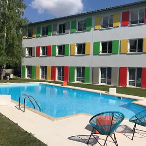Full Colors 3*, Craponne France